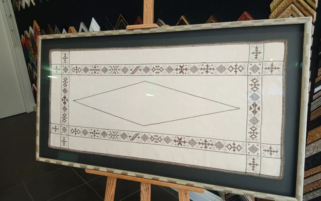 Broderie traditionnelle en provenance de Chypre